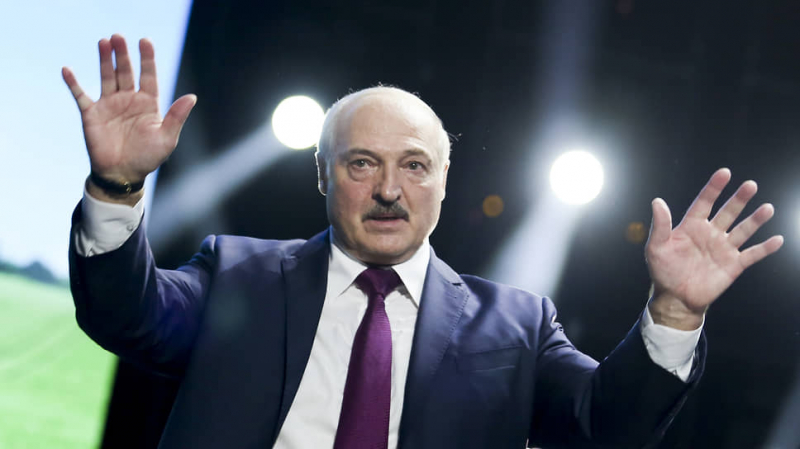 Александру Лукашенко скоро и посадить будет некого