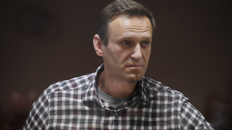 Британия призвала Россию обеспечить Навального независимой медпомощью