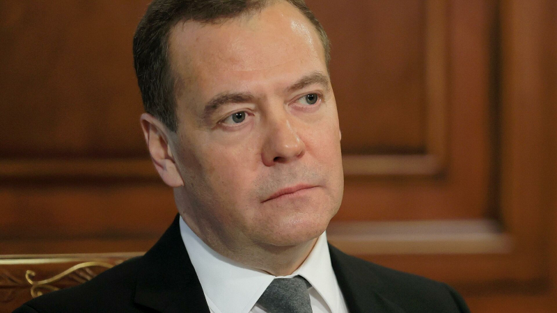 Медведев рассказал, почему США не могут признать потенциал России