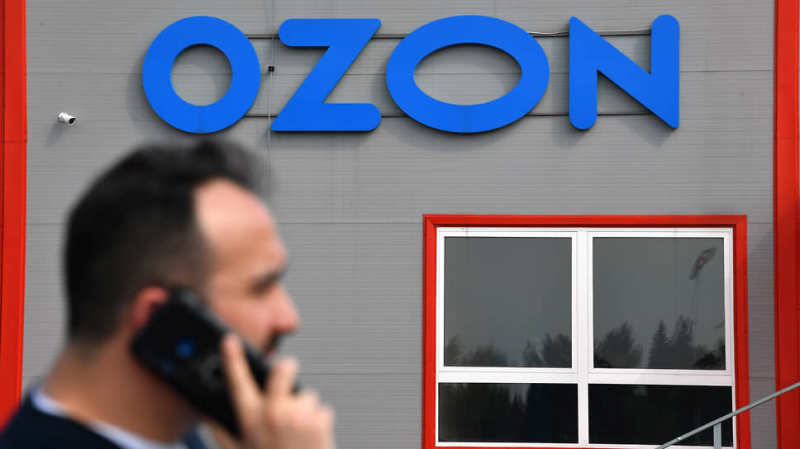 Ozon на голубом экране