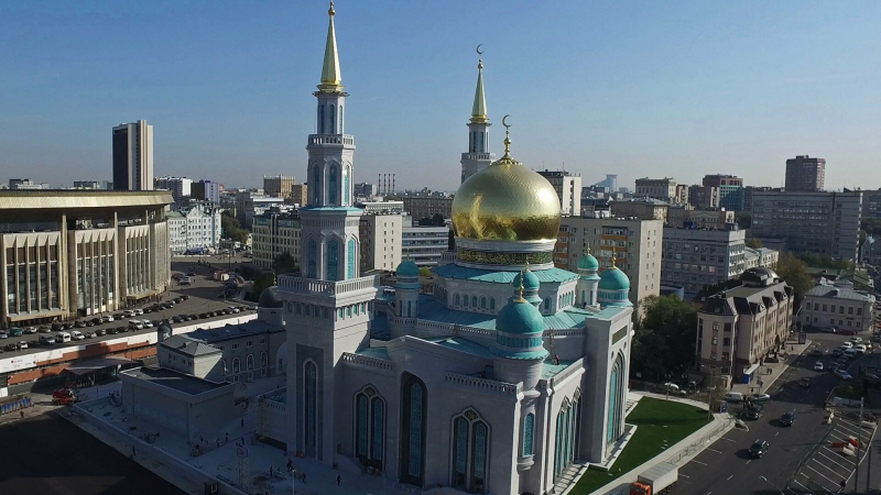 В Совете муфтиев России заявили, что в Москве не хватает мечетей