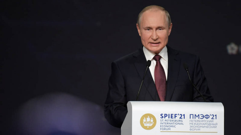 Владимир Путин объявил о завершении первой нитки «Северного потока-2»