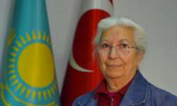 69-летняя турчанка стала студенткой казахстанского вуза