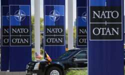 Европа паникует: НАТО умирает на глазах