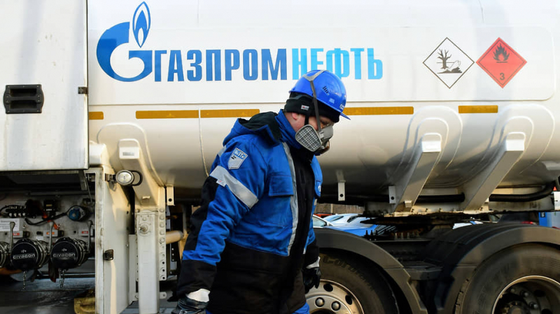 «Газпром нефть» не считает копейки