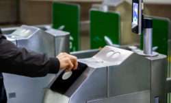Оплата за проезд в метро Алматы будет возможна через турникеты