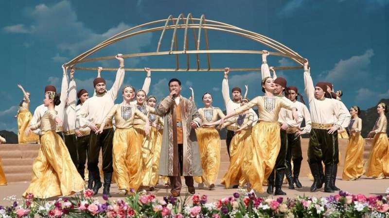 В Алматы проходит уникальный фестиваль Nauryz Almaty Vibe