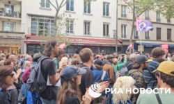 В Париже 26 тысяч человек вышли на акцию с требованием отставки Макрона