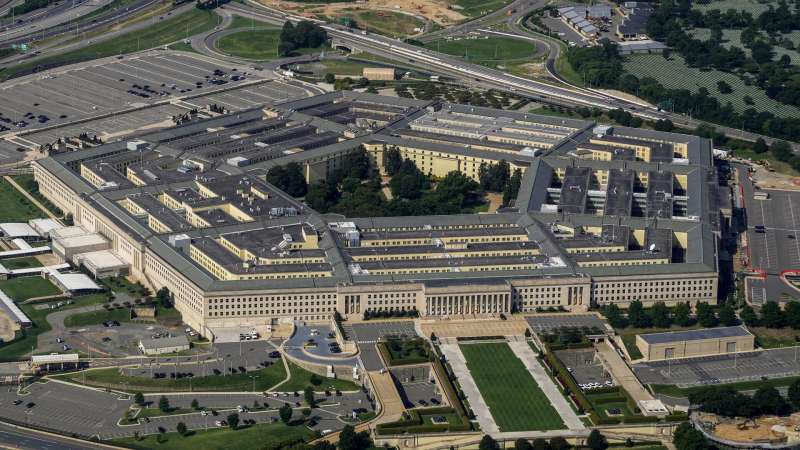 В Пентагоне заявили, что США сохранят свое военное присутствие в Сирии